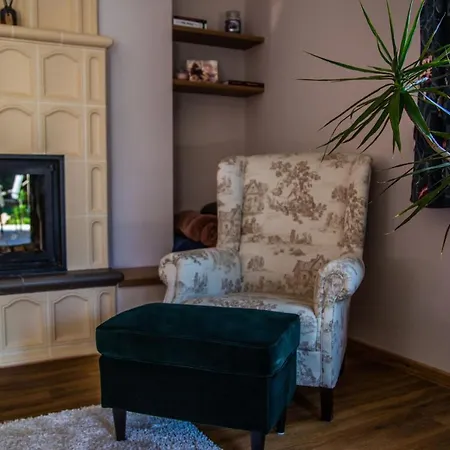 Csicsergo Vendeghaz Tatil Evi *