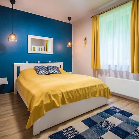Csicsergo Vendeghaz Feriehus *
