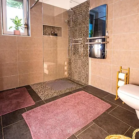 Feriehus Csicsergo Vendeghaz