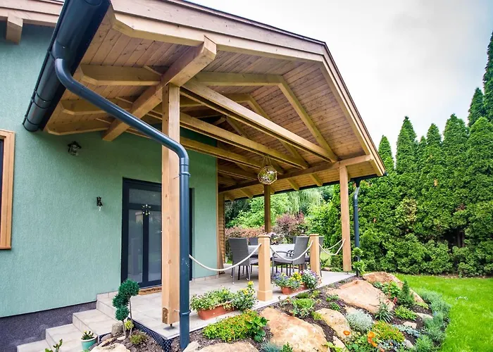 Csicsergo Vendeghaz Ferienhaus *